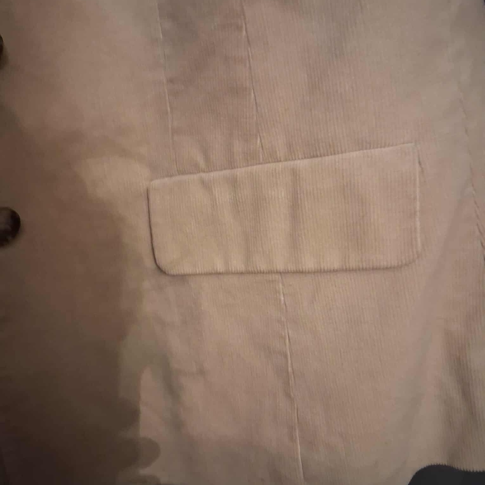 Old Navy Cream Blazer - Picture 3 of 6